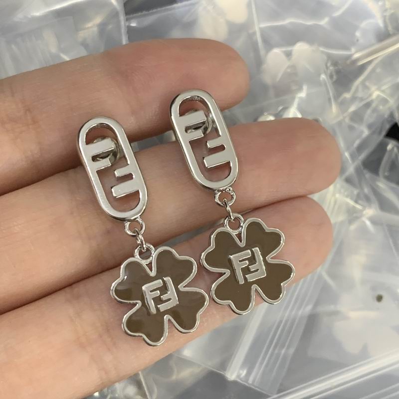 Fendi earring 06lyx226